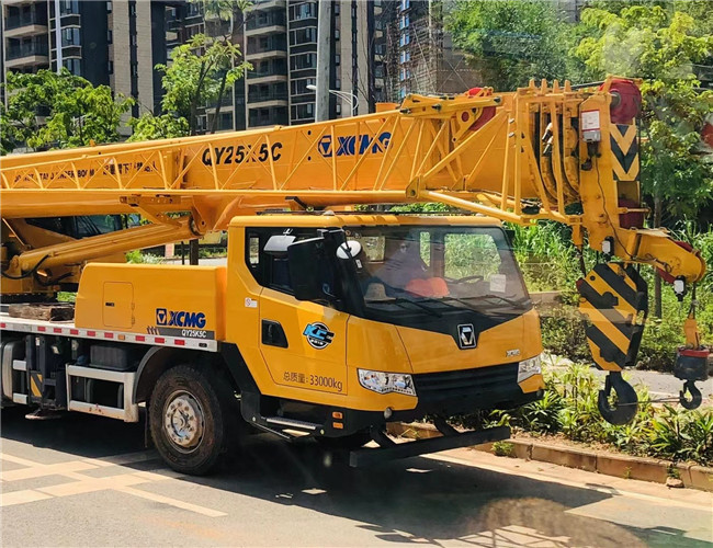 海勃湾区大件设备吊装租赁吊车